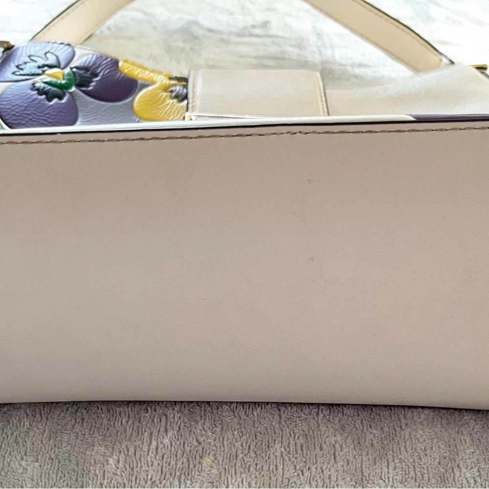 Kate Spade Cream Bag with Purple and Yellow Floral Design - Picture 2 of 6
